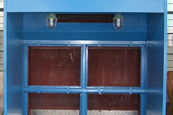 Dry spray booth